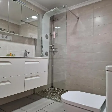 Solaris - Refurbished, Floor, Sea Views *